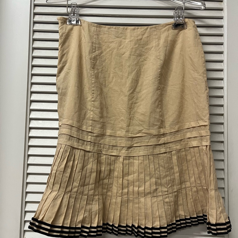 RALPH LAUREN ✨polo✨Elegant Beige Pleated Skirt with Black Trim - Picture 4 of 4
